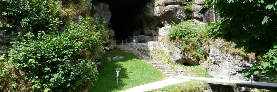 Teufelshöhle Pottenstein - © Adobe Stock