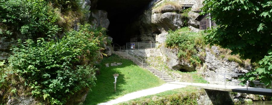 Teufelshöhle Pottenstein - © Adobe Stock