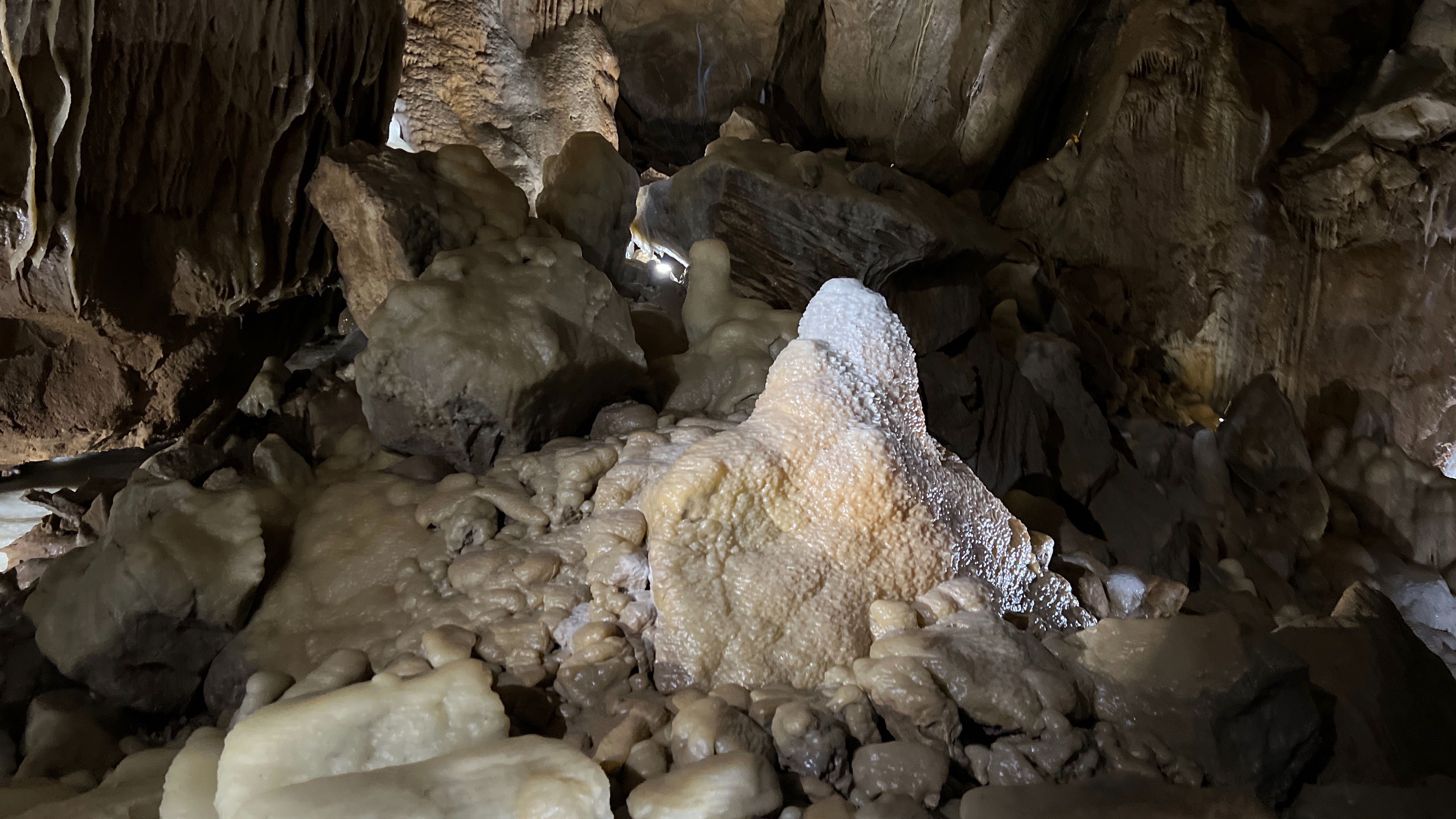 Herbstlabyrinth Schauhöhle Breitscheid - © mike.s