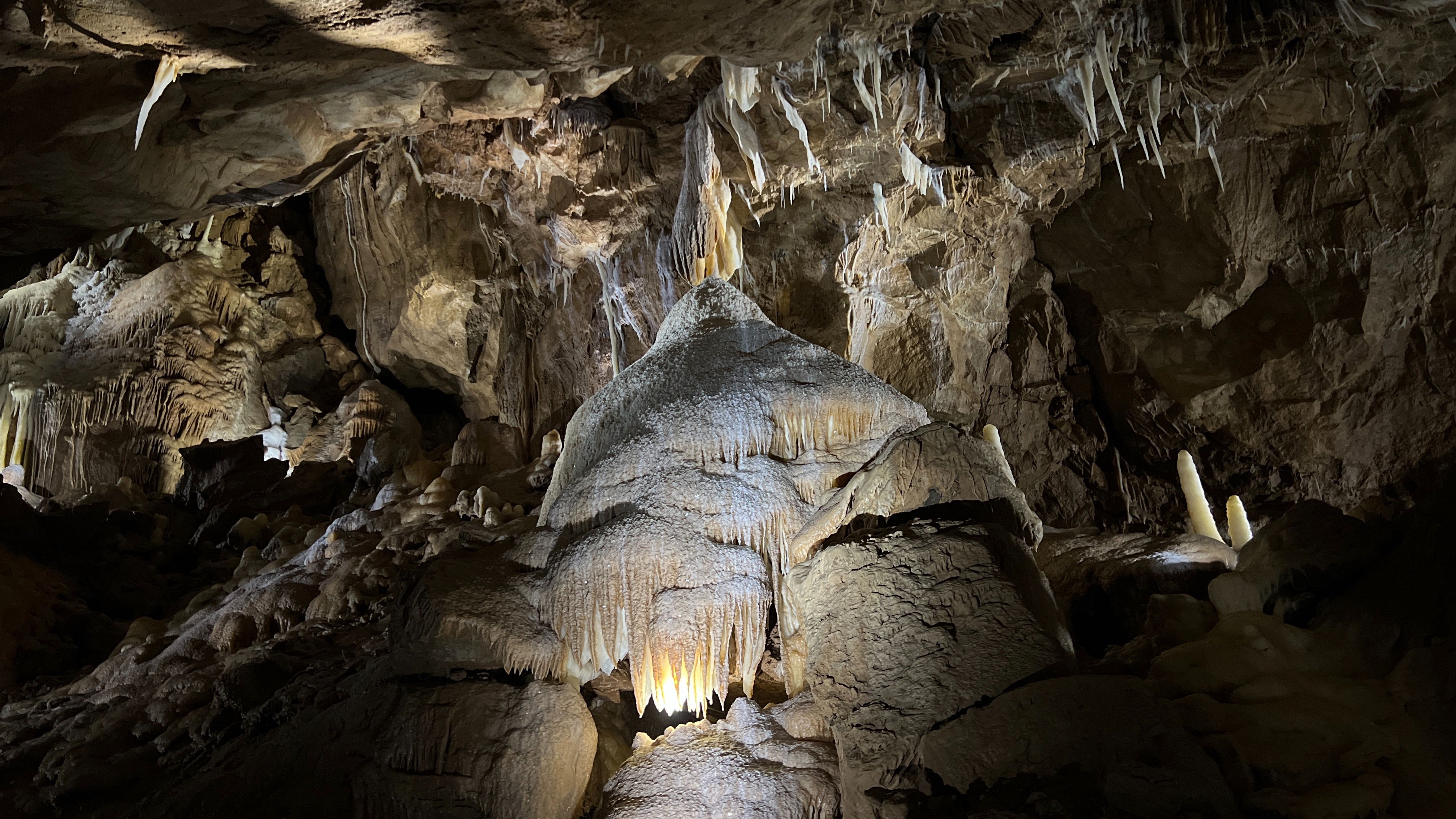 Herbstlabyrinth Schauhöhle Breitscheid - © mike.s