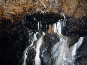 Osterhöhle - © Rainer Lippert - Eigenes Werk, CC0,