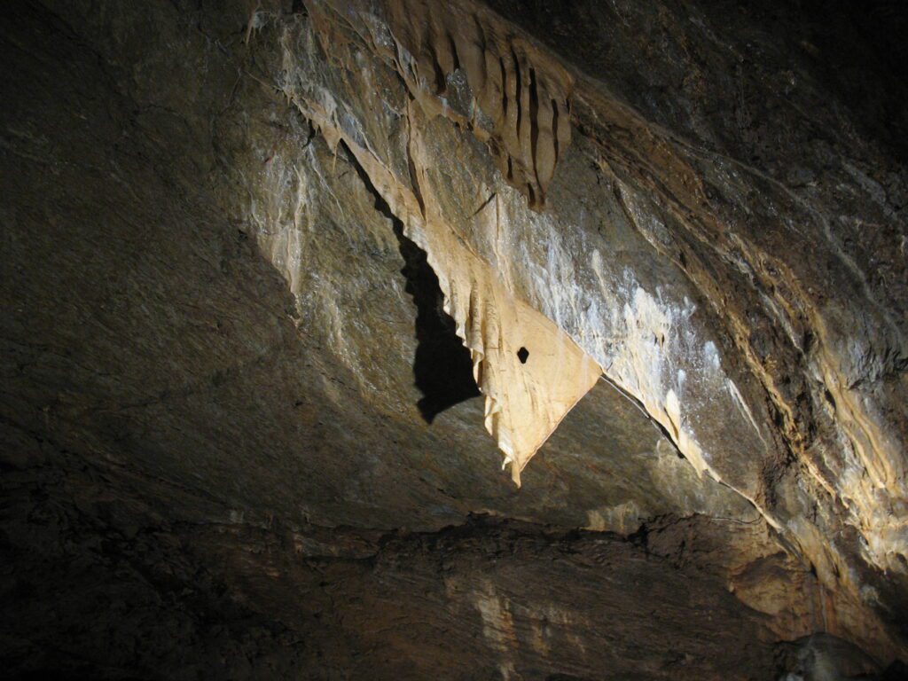 Syrauer Drachenhöhle in Sachsen