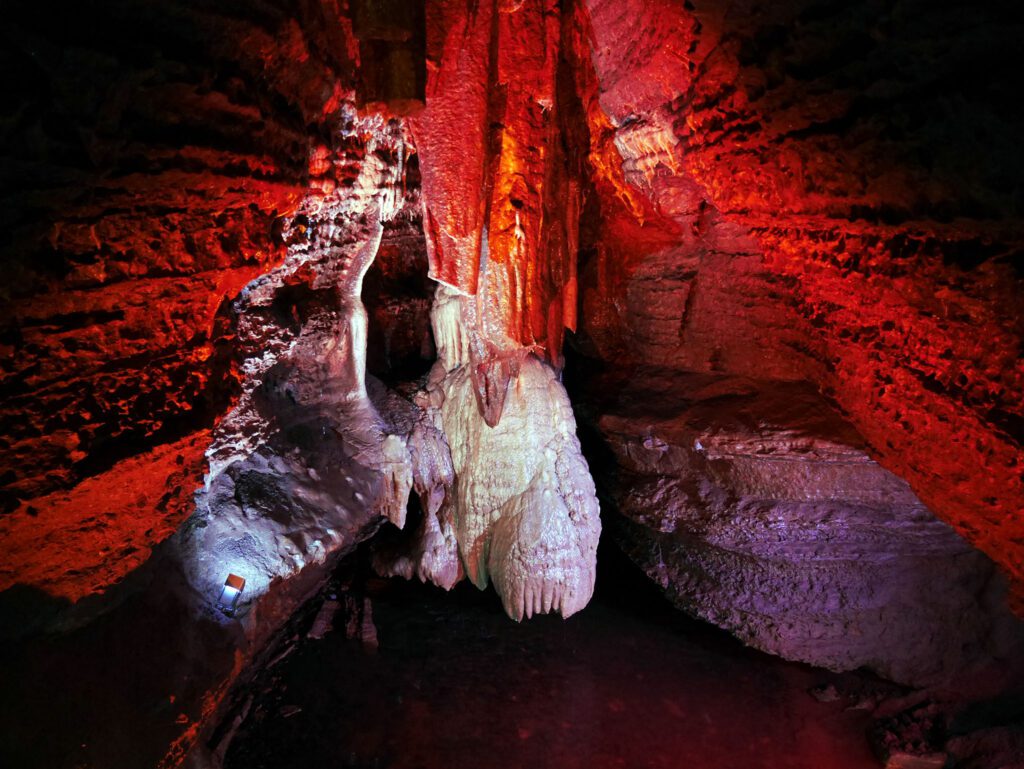 Erdmannshöhle